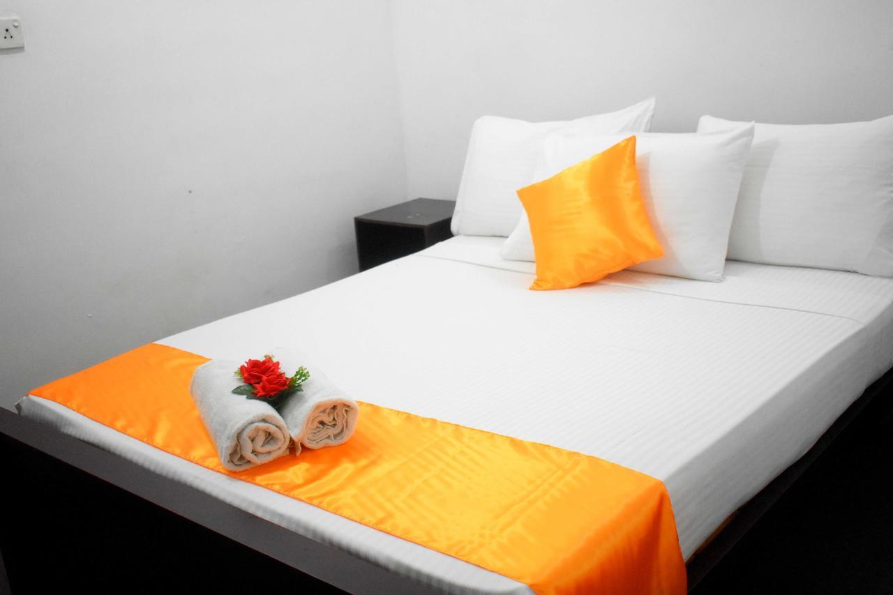 Hôtel Molino Tourist Rest Anurâdhapura Extérieur photo