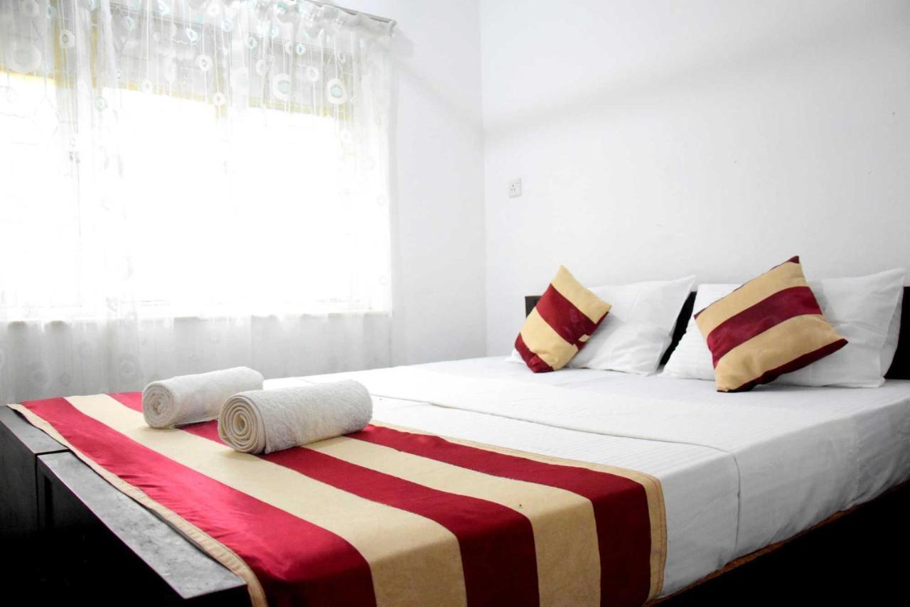 Hôtel Molino Tourist Rest Anurâdhapura Extérieur photo